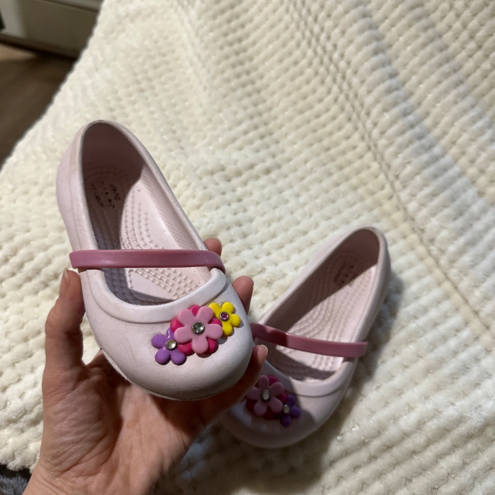 CROCS Lina Flower Pink Slip on Ballet Flats Toddler size 8 - Picture 3 of 7